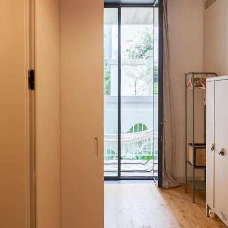 Flh Intendente Mezzanine With Interior Pateo Apartmán