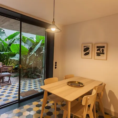 Flh Intendente Mezzanine With Interior Pateo Apartmán *