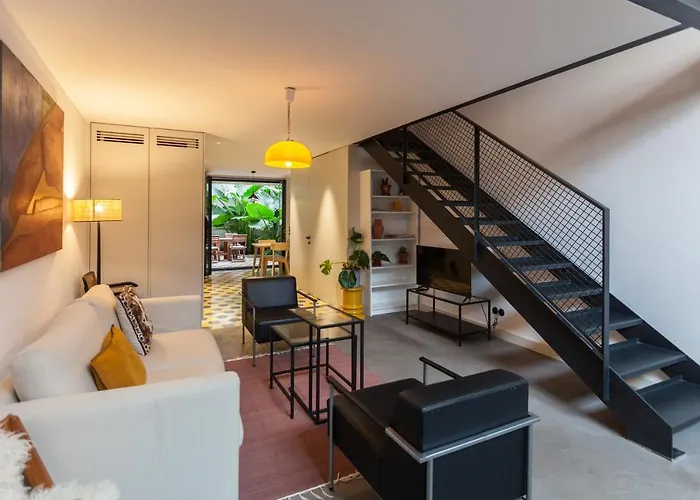 Flh Intendente Mezzanine With Interior Pateo *